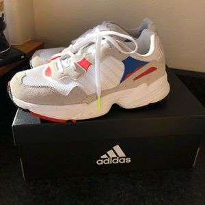 Adidas Falcons Sneakers